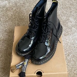 Dr Martens 1460 Patent Lamper Combat Boot Women’s